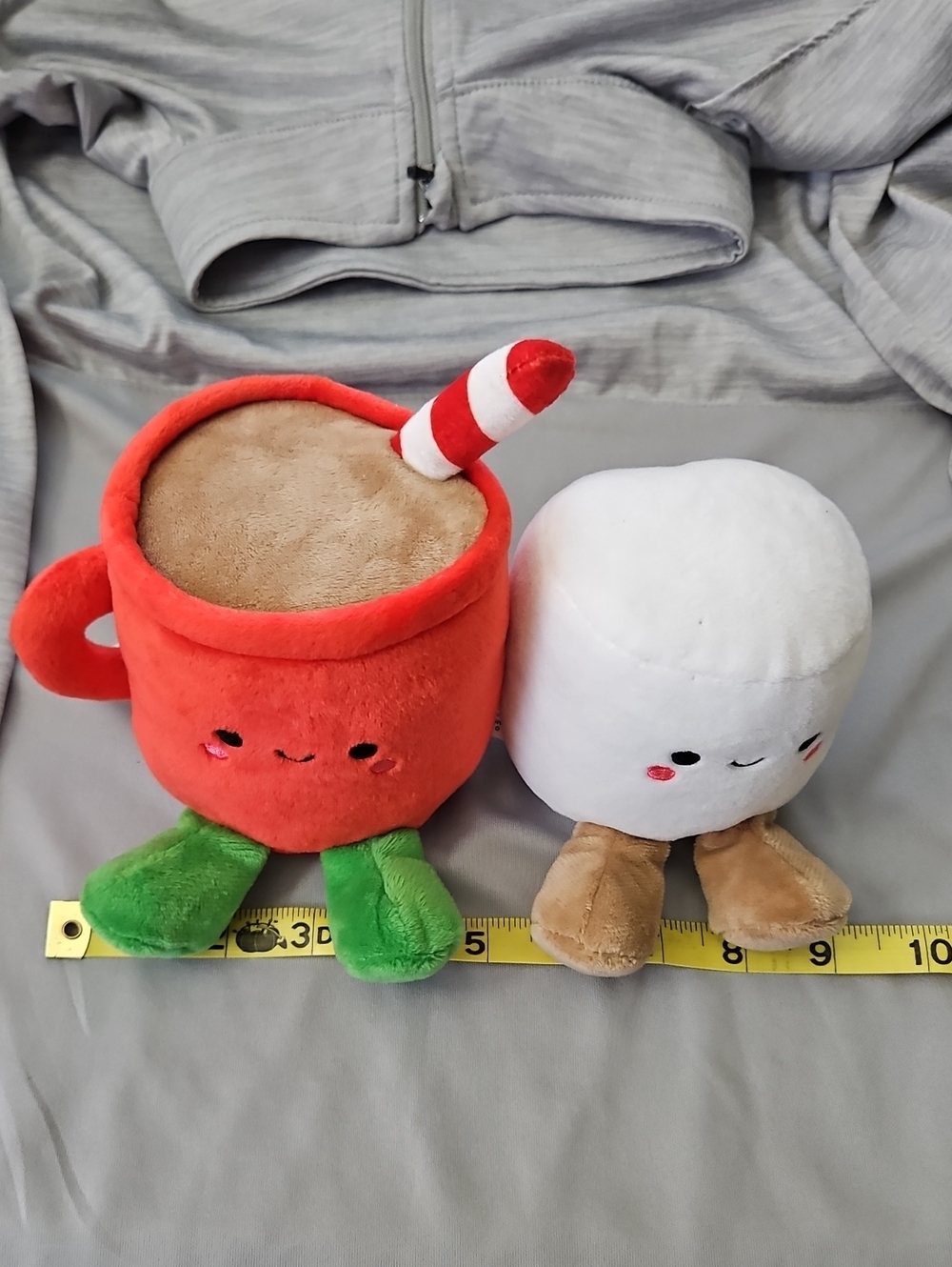 Hallmark Better Together Plushies Magnetic Hot Cocoa & Marshmallow - Picture 10 of 11